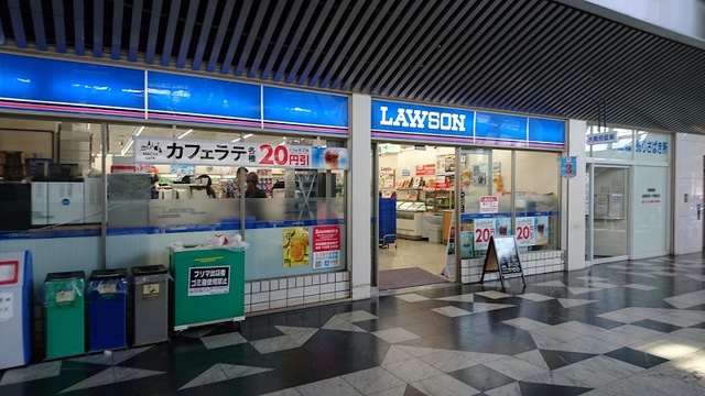 コンビニ　ローソン南港WTC店（コンビニ）まで593m