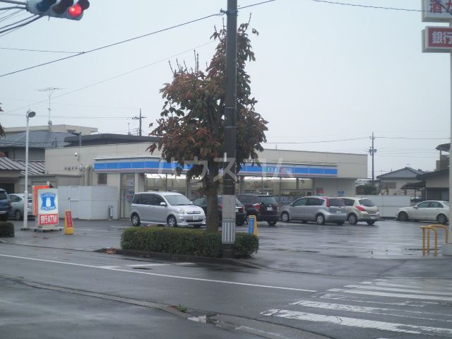 コンビニ　ローソン 宇都宮吉野一丁目店（コンビニ）まで870m