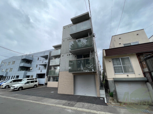 建物外観　豊平区平岸４条「彩」