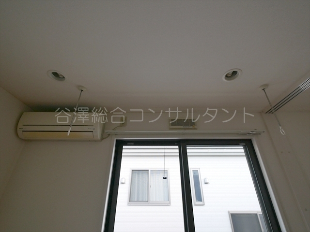 その他設備　エアコン・室内物干し