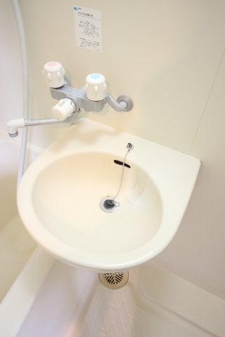 洗面設備　（別タイプ参考写真）三和第一ビル　文京区千石4