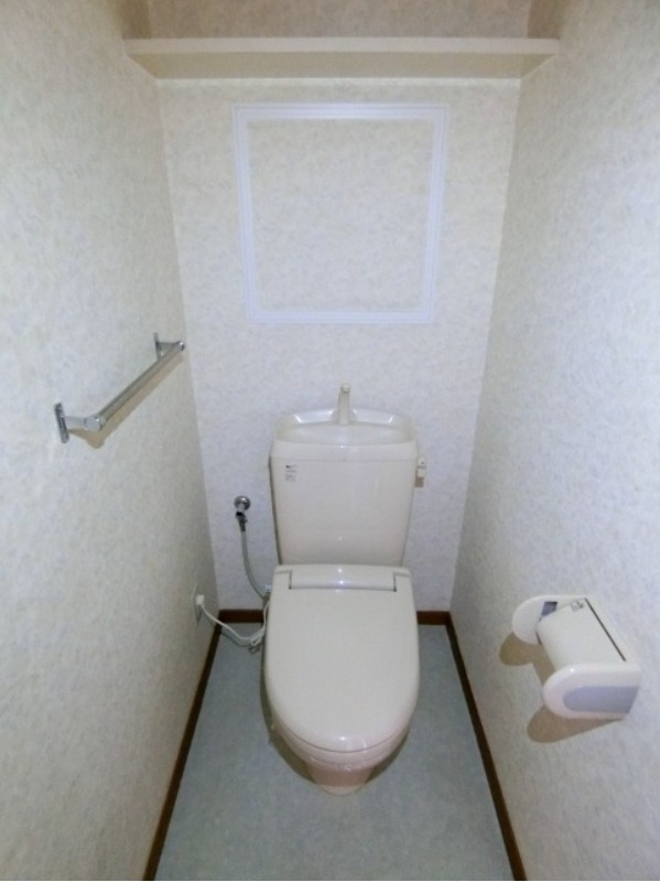 トイレ　図面と現状に相違がある場合には現状を優先
