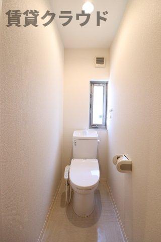 トイレ　ゆったりとした空間のトイレです