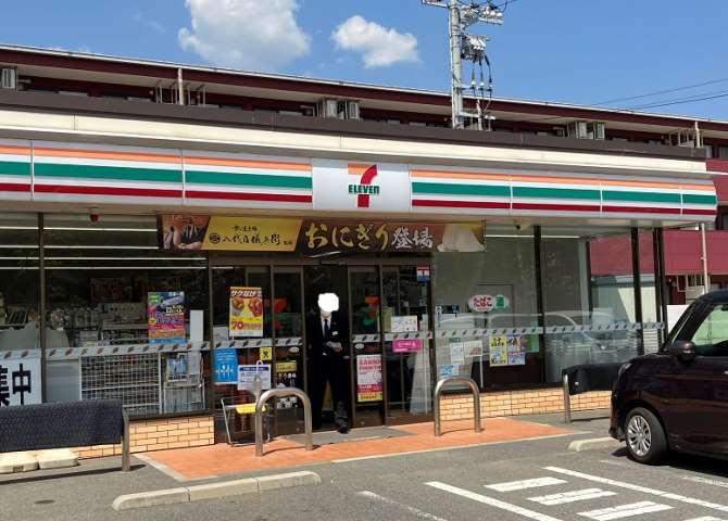 コンビニ　セブン－イレブン長府侍町店（コンビニ）まで614m