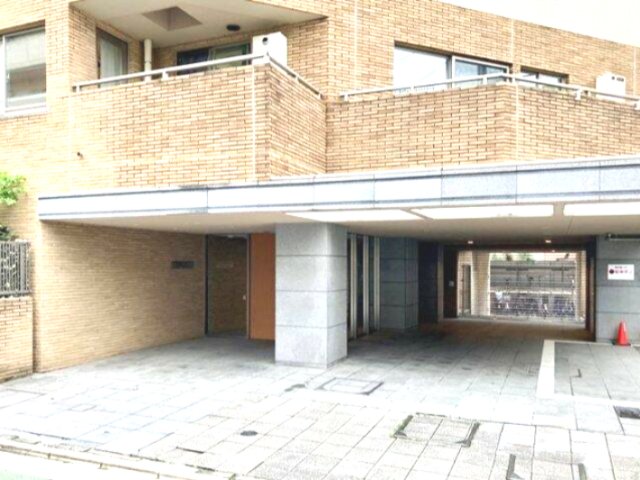 エントランス　毎日通るエントランスはこのようになっています
