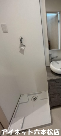 その他　洗濯機は室内に置くことができます。