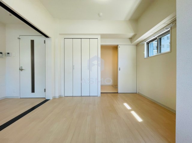 居室・リビング　同マンション別部屋　参考写真