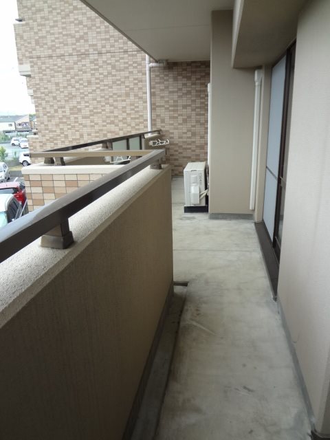 バルコニー　※他のお部屋です、ご参考までに