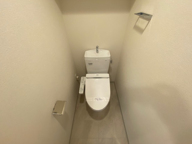 トイレ　※同施工会社のイメージ写真※