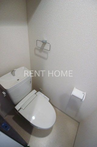 トイレ　ウォシュレット付き