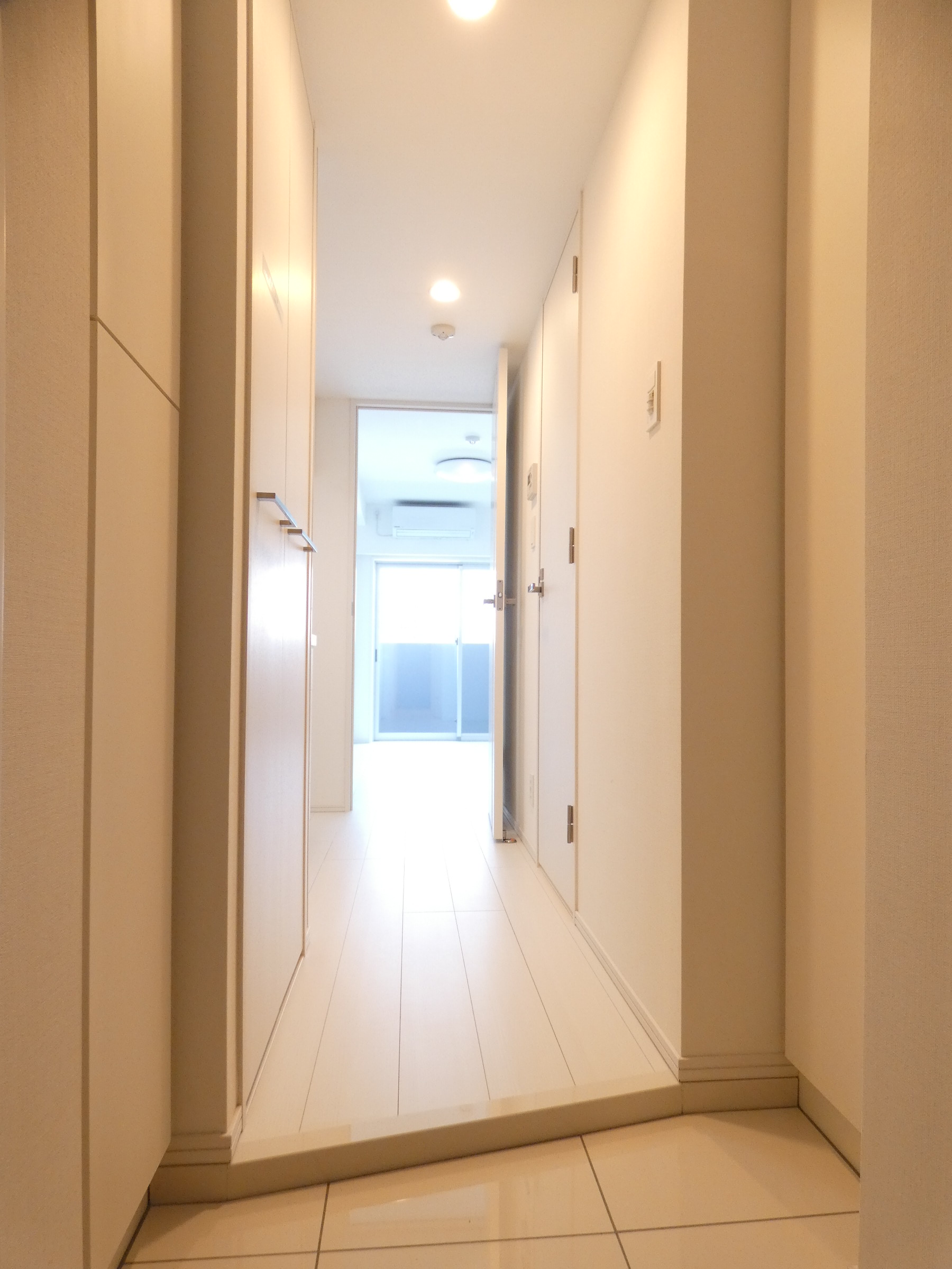玄関　玄関※別部屋参考写真