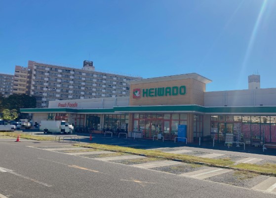 スーパー　平和堂豊成店（スーパー）まで216m