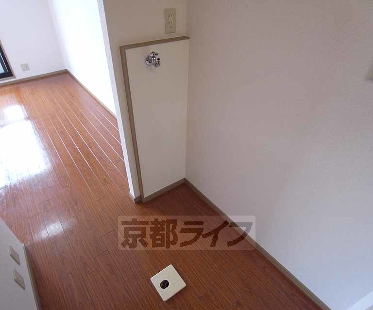 その他設備　洗濯器置場です。