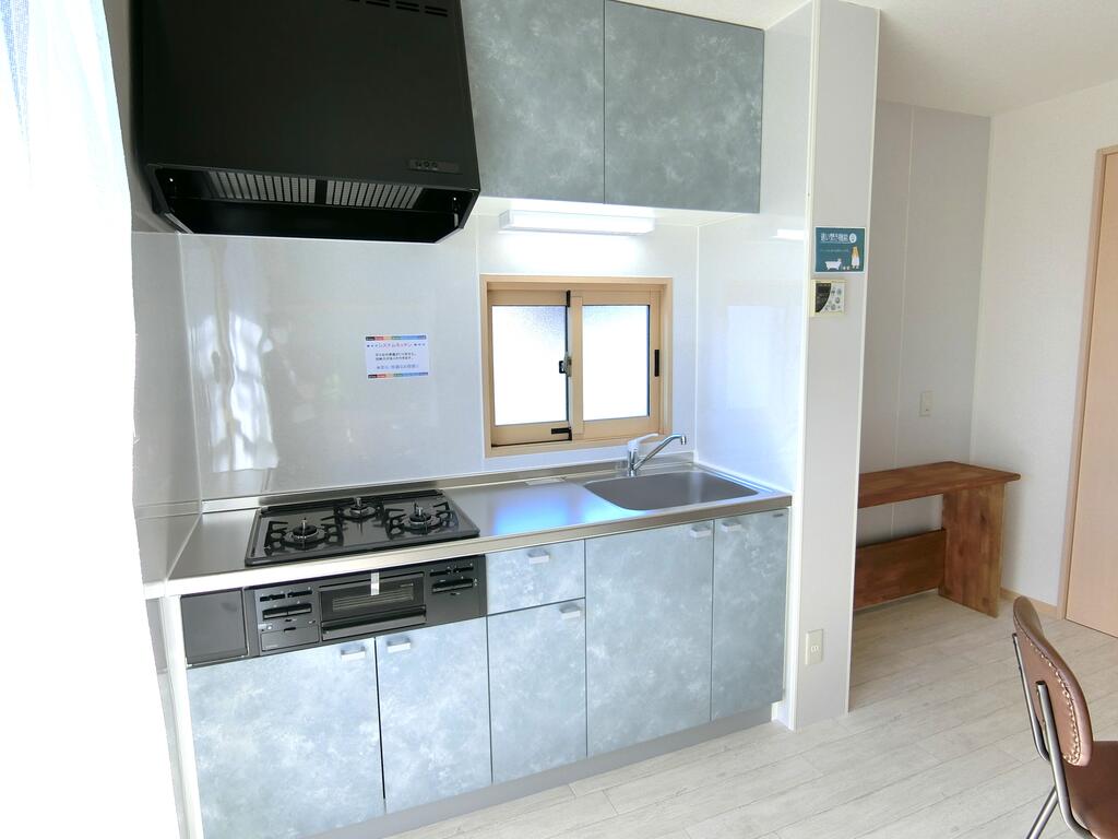 キッチン　家具類はイメージです。