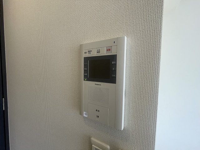 セキュリティ　モデル写真