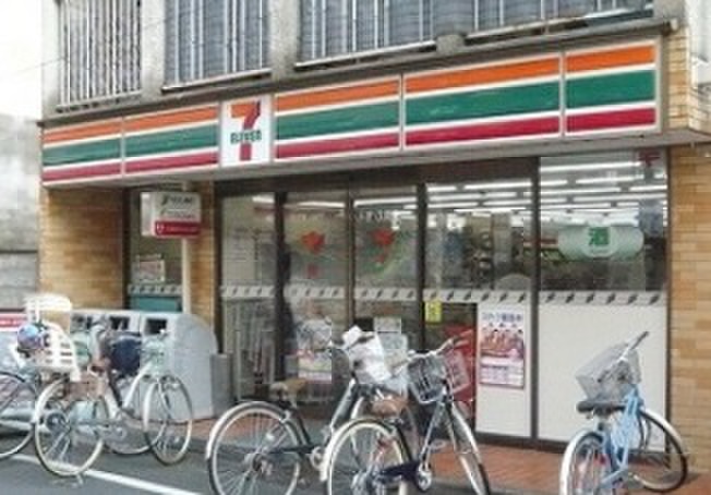 コンビニ　セブンイレブン目黒平和通り店（コンビニ）まで155m