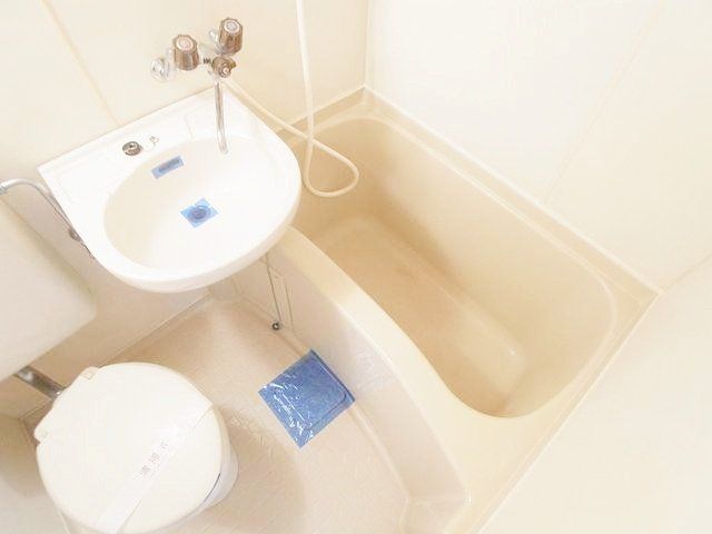 バス・シャワールーム　お部屋探しは株式会社　タウンハウジング　までお気軽にお問合…