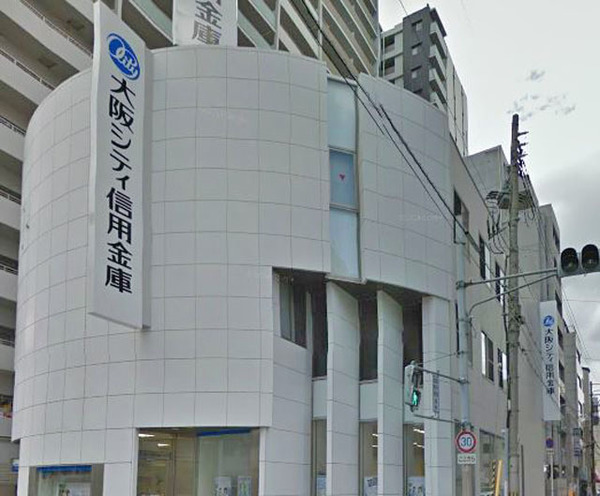 銀行　大阪シティ信用金庫江戸堀支店（銀行）まで107m