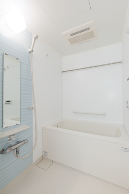 バス・シャワールーム　※写真は同タイプ住戸です。