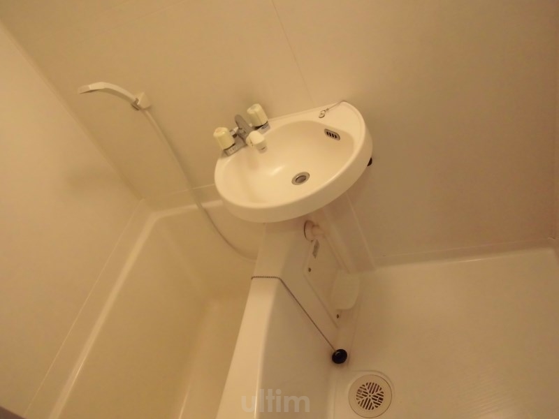 バス・シャワールーム　※他のお部屋です、ご参考までに