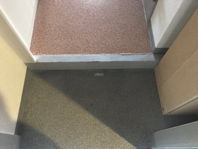 玄関　※他のお部屋です、ご参考までに