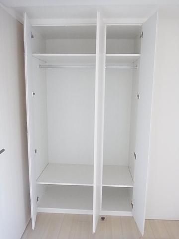 収納　奥行きある収納