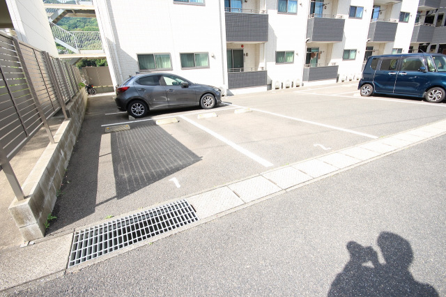 駐車場　☆駐車場1台無料☆