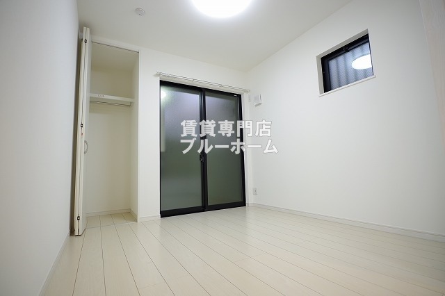 その他部屋・スペース　4.5帖の明るい洋室！
