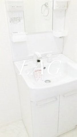 洗面設備　洗面台です。
