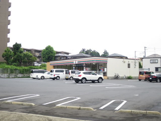 コンビニ　セブン－イレブン成田飯田町西店（コンビニ）まで250m
