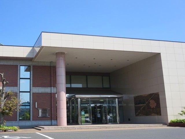 図書館　里庄町立図書館（図書館）まで1200m