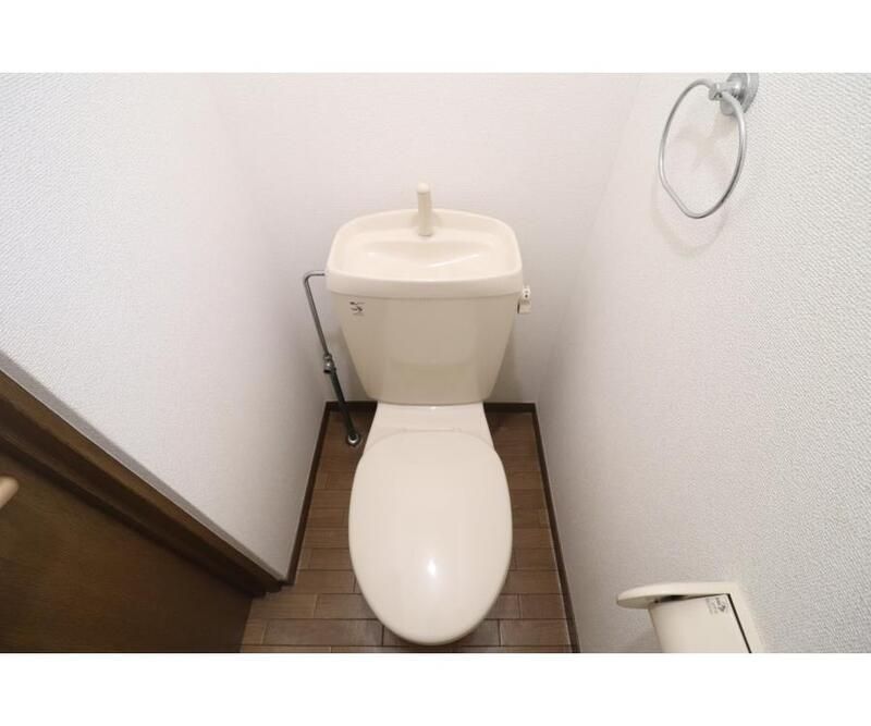 トイレ　トイレもきれいです