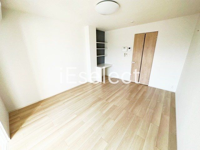その他部屋・スペース　お部屋に収納があるので広々使えますね