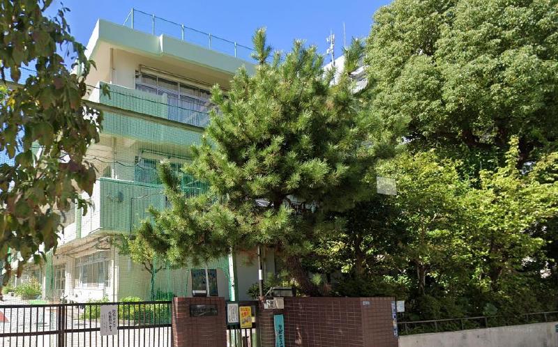 小学校　墨田区立緑小学校（小学校）まで260m