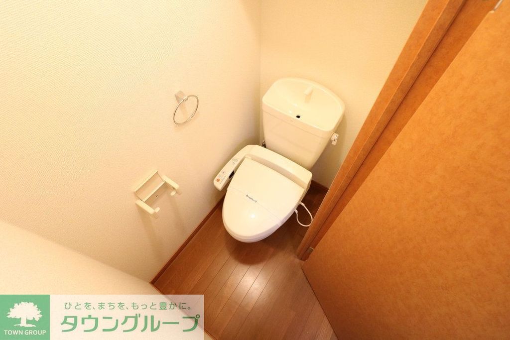 トイレ　温水洗浄便座付き