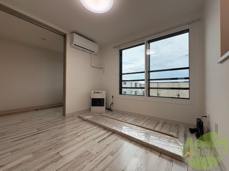 居室・リビング　広くてキレイなお部屋が広がっていて、充実した生活が送れそう。