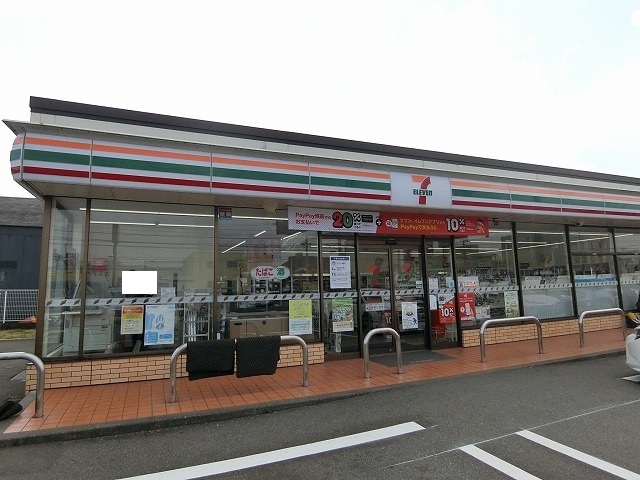 コンビニ　セブンイレブン安井町３丁目（コンビニ）まで500m