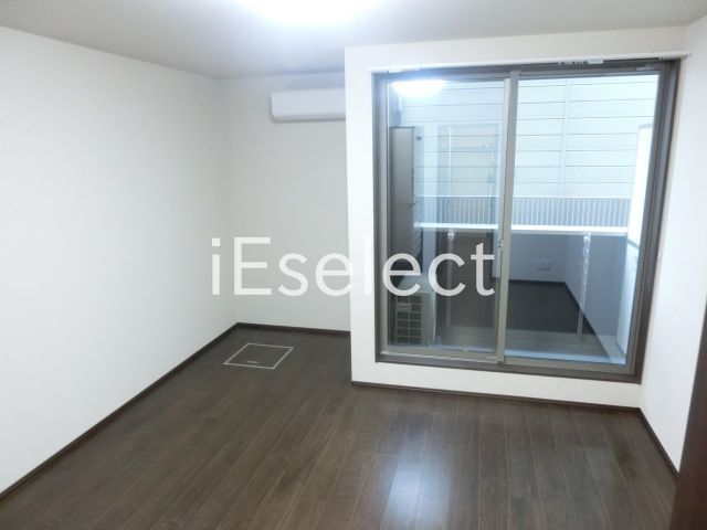 居室・リビング　エアコン付きのお部屋です