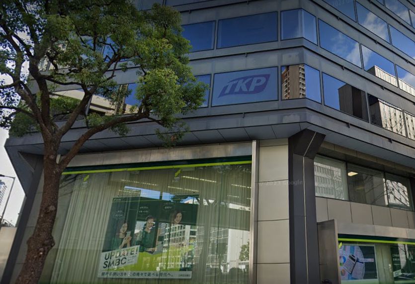 コンビニ　ローソン 心斎橋筋南船場店（コンビニ）まで120m