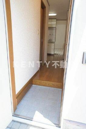 玄関　シンプルで使いやすい玄関です