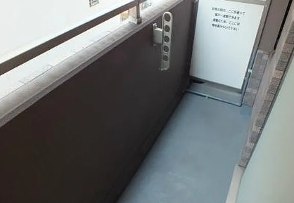 バルコニー