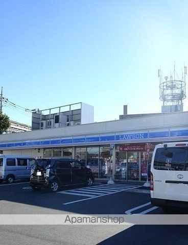 コンビニ　ローソン（コンビニ）まで900m