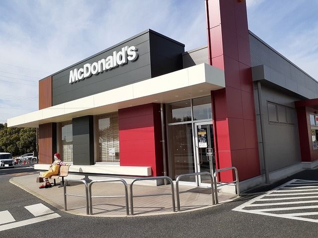 飲食店　マクドナルド熊本空港インター店（飲食店）まで850m