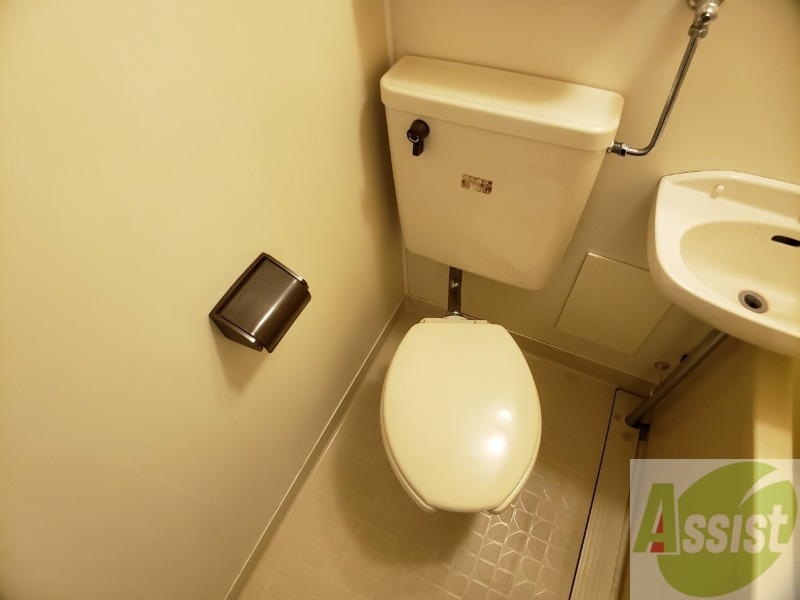 トイレ　こちらはトイレです。清潔感があり、安心して使用できます。