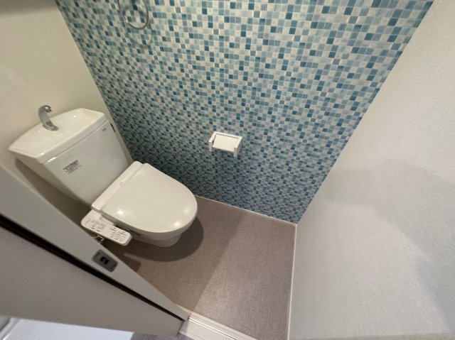 トイレ　清潔感のあるトイレは、誰もがリラックスできる空間です。