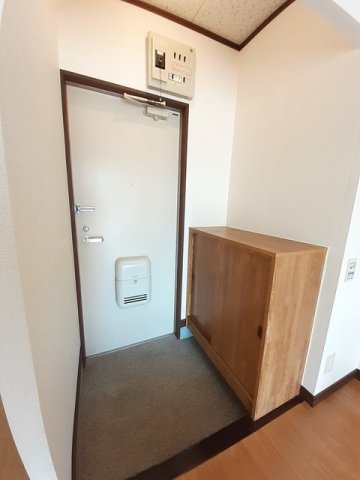 玄関　シンプルで使いやすい玄関です
