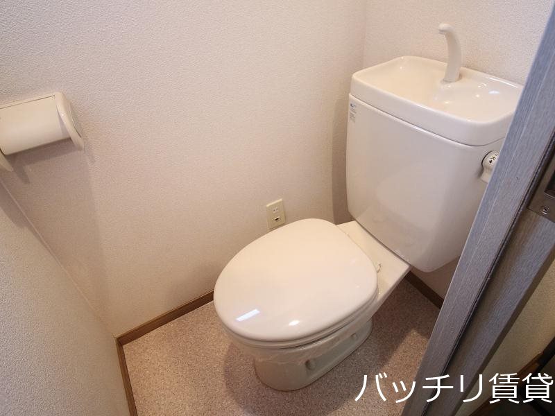 トイレ　画像は別号室の為、現状優先となります。