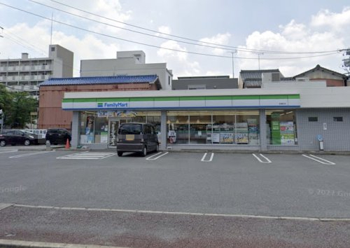 コンビニ　ファミリーマート 志賀町店（コンビニ）まで365m