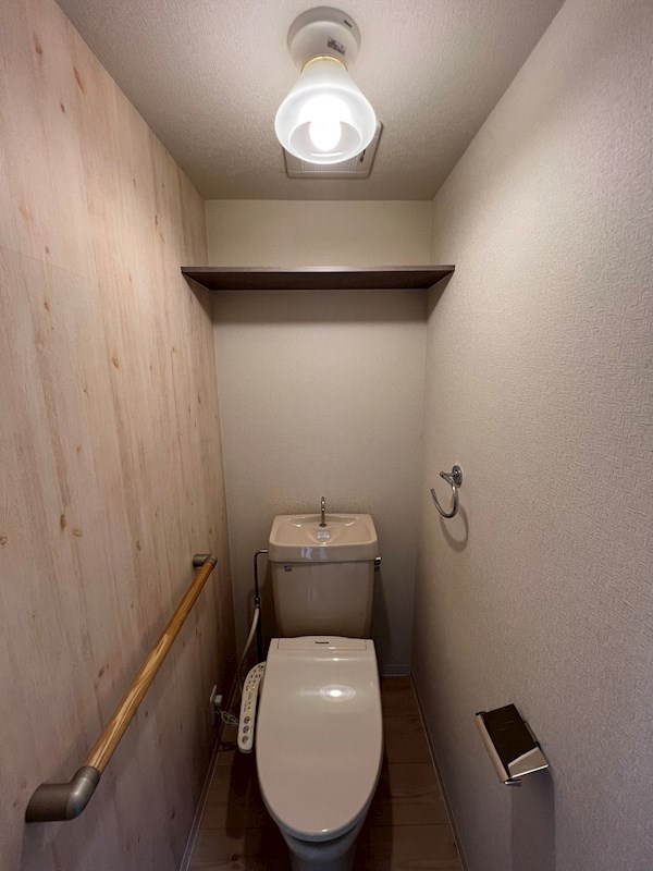 トイレ　同仕様写真(3LDKタイプ)