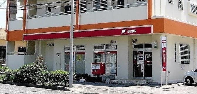 銀行　沖縄銀行我如古支店（銀行）まで366m